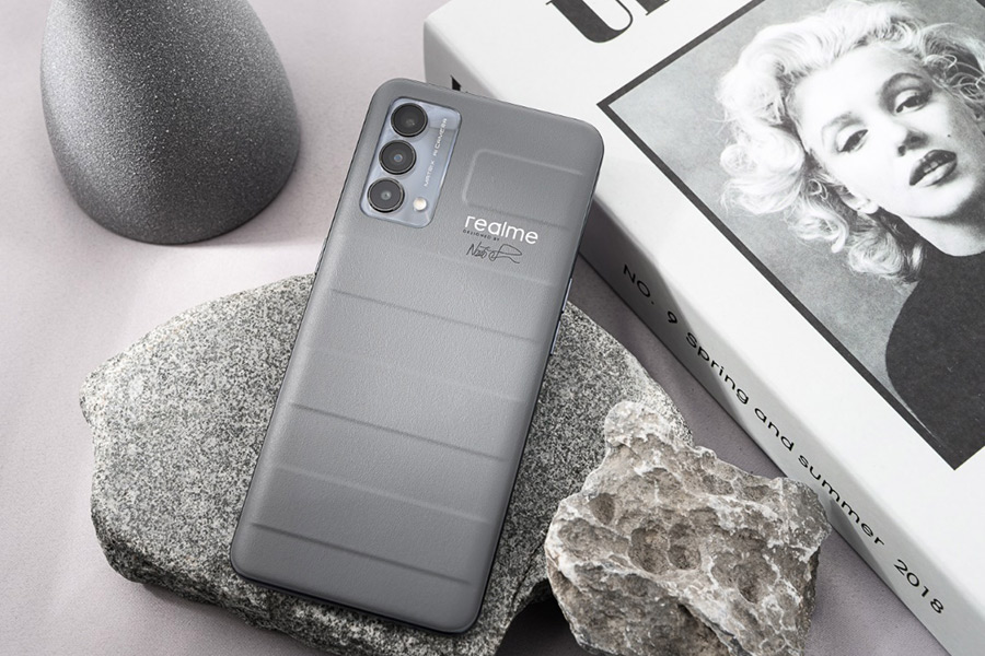 realme GT
