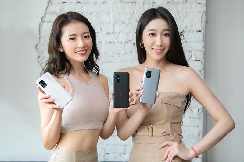 ASUS ZenFone 8